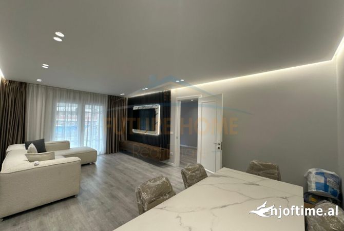 Shtepi me qera Vila Luksoze ne Tirane, 6+1, Mobilimi E mobiluar, Pagesa 3,500  Euro.