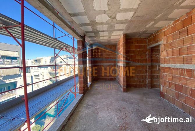Apartment for sale in Tirana 3+1, Emty