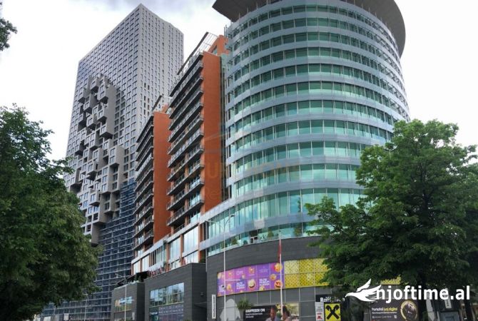 Ambient biznesi me qera 3+1 ne Tirane - 5,800 Euro