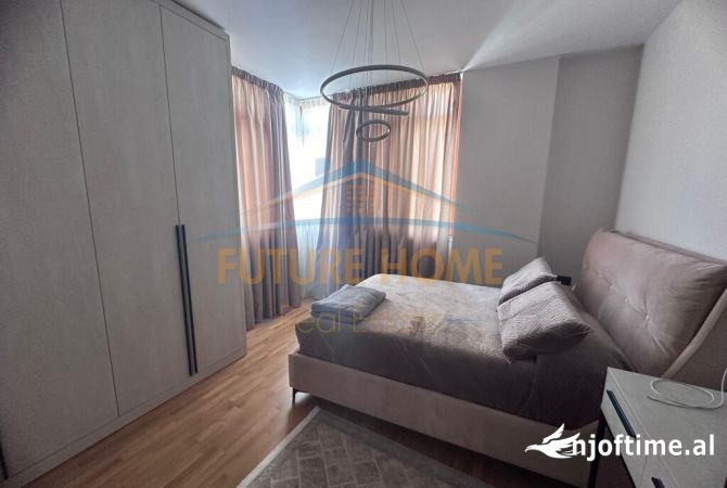 Shtepi ne shitje Apartament ne Tirane, 2+1, Mobilimi E mobiluar, Pagesa 1,350,000  Euro.
