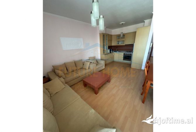 Shtepi me qera Apartament ne Tirane, 2+1, Mobilimi E mobiluar, Pagesa 400  Euro.