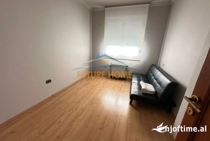 Shtepi me qera Apartament ne Tirane, 2+1, Mobilimi E mobiluar, Pagesa 1,500  Euro.