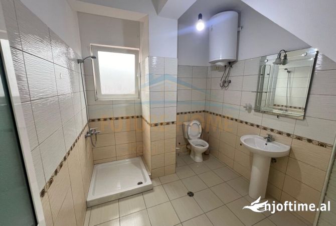 Shtepi me qera Apartament ne Tirane, 2+1, Mobilimi E mobiluar, Pagesa 500  Euro.