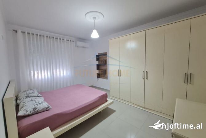 Shtepi me qera 2+1 ne Tirane - 700 Euro