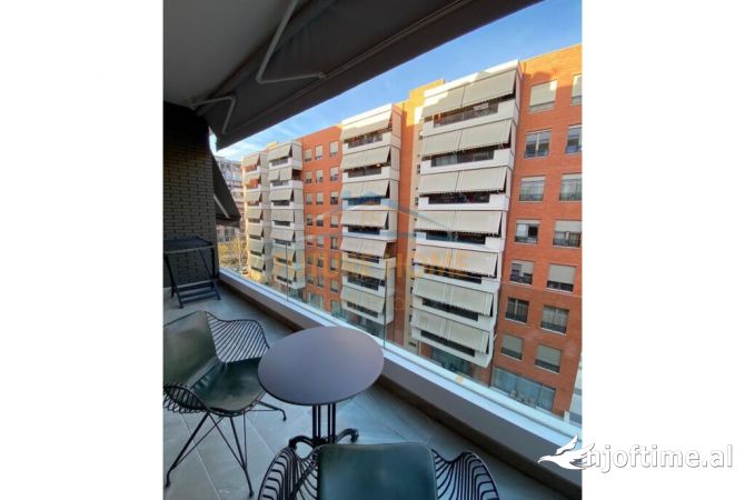 Shtepi me qera Apartament ne Tirane, 1+1, Mobilimi E mobiluar, Pagesa 1,000  Euro.