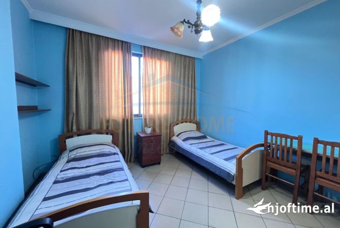 Shtepi me qera 2+1 ne Tirane - 450 Euro