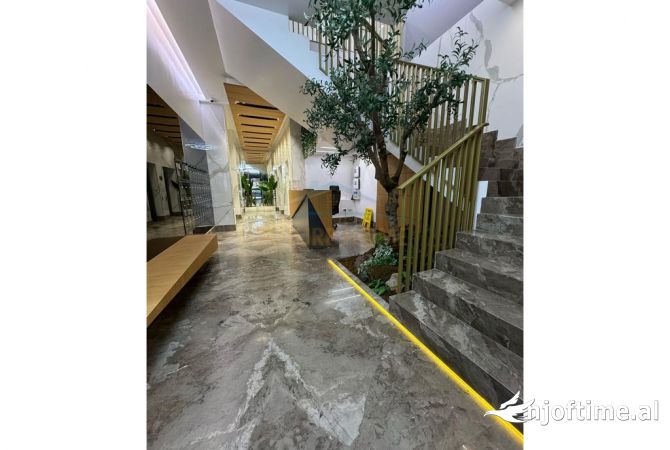 Shtepi me qera 2+1 ne Tirane - 700 Euro