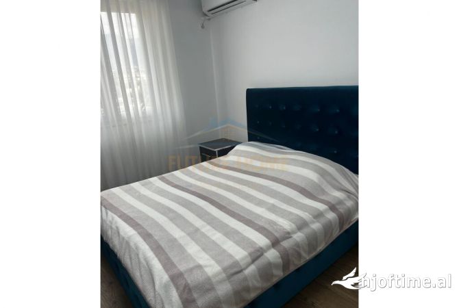 Shtepi me qera 3+1 ne Tirane - 800 Euro