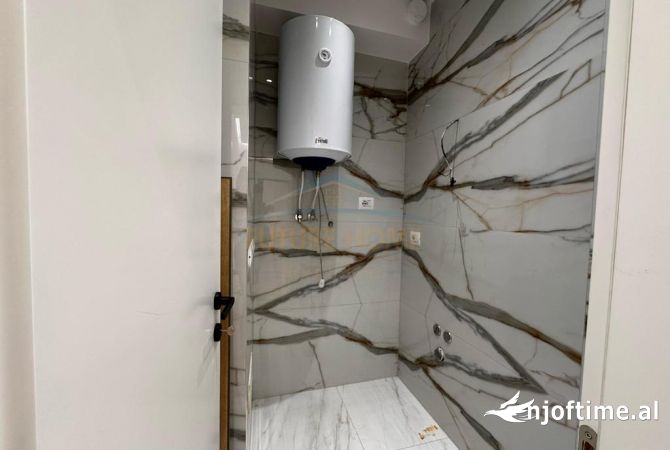 	Qera, Ambient Biznesi, Rruga Mine Peza, Tirane