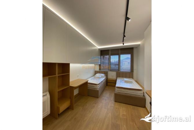 Shtepi me qera Apartament ne Tirane, 2+1, Mobilimi E mobiluar, Pagesa 1,200  Euro.