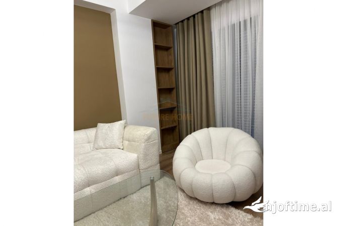 Shtepi ne shitje Apartament ne Tirane, 2+1, Mobilimi E mobiluar, Pagesa 157,000  Euro.