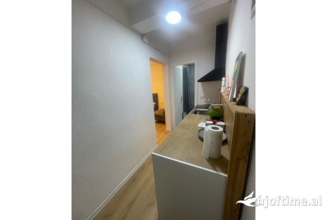 Shtepi me qera Garsoniere ne Tirane - 500 Euro