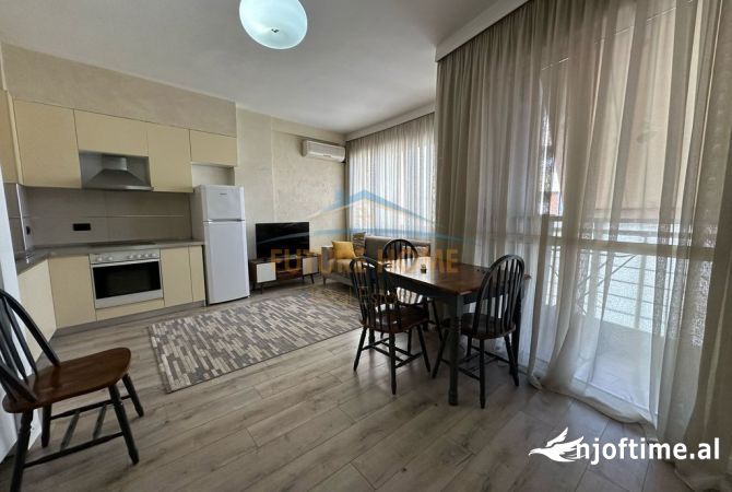 Shtepi me qera 1+1 ne Tirane - 470 Euro