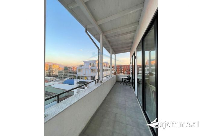 Shtepi me qera Apartament ne Tirane, 1+1, Mobilimi E mobiluar, Pagesa 450  Euro.