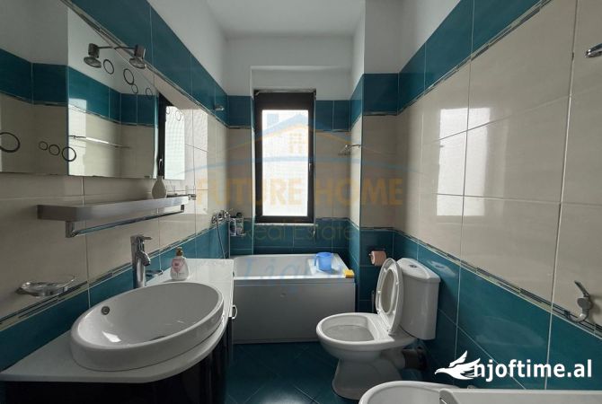 Shtepi me qera Apartament ne Tirane, 1+1, Mobilimi E mobiluar, Pagesa 600  Euro.