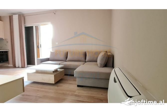 Shtepi ne shitje Apartament ne Tirane, 1+1, Mobilimi E mobiluar, Pagesa 160,000  Euro.