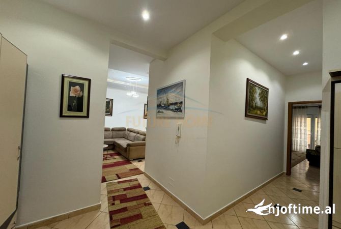Shtepi ne shitje Apartament ne Tirane, 2+1, Mobilimi E mobiluar, Pagesa 170,000  Euro.