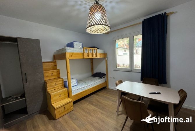 Shtepi ne shitje 7+1 ne Tirane - 800,000 Euro
