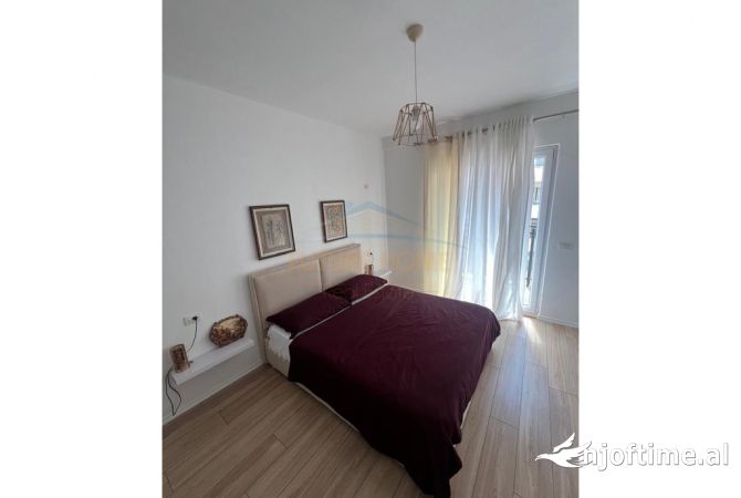 Shtepi me qera 1+1 ne Tirane - 430 Euro