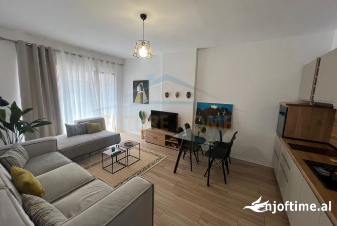 Shtepi me qera 1+1 ne Tirane - 430 Euro
