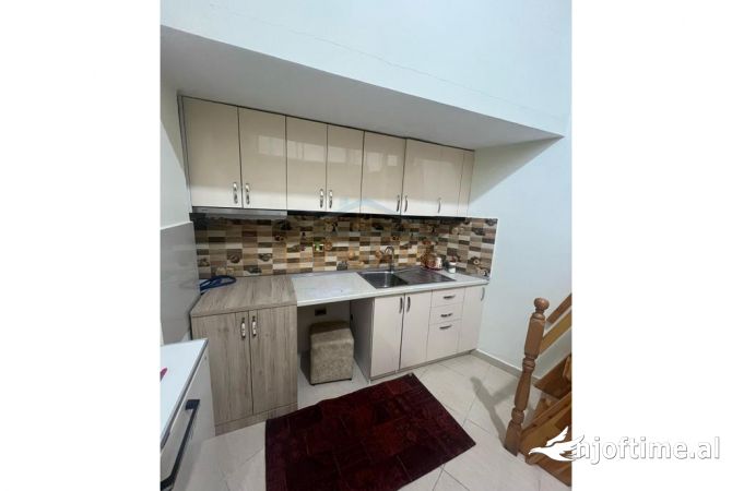 Shtepi me qera 1+1 ne Tirane - 320 Euro