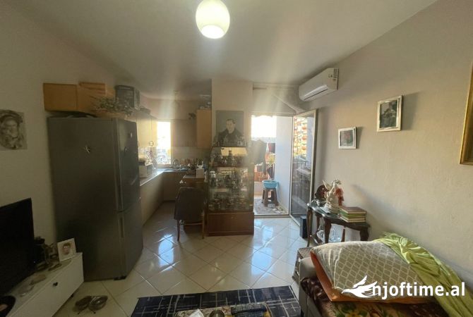 Apartment for rent in Tirana 1+1, Emty