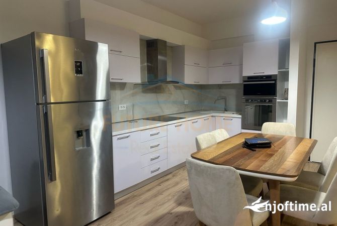 Casa in affitto 2+1 a Tirana - 1,000 Euro