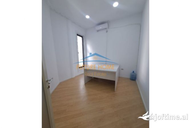 	Qera, Ambient Biznesi, Qender