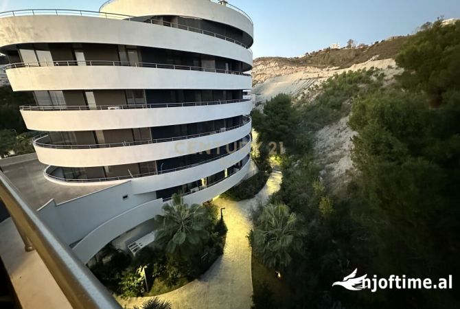 Shtepi ne shitje Apartament ne Durres, Garsoniere, Mobilimi E mobiluar, Pagesa 135,000  Euro.