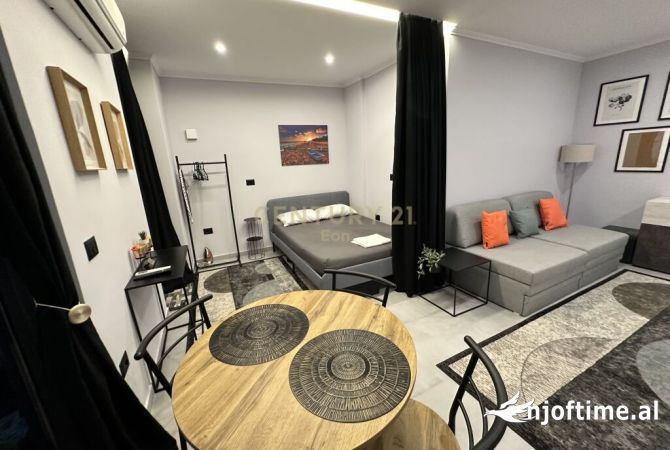 Shtepi ne shitje Apartament ne Durres, Garsoniere, Mobilimi E mobiluar, Pagesa 135,000  Euro.