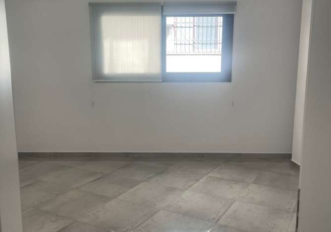 Ambient biznesi me qera 3+1 ne Fier - 200 Euro