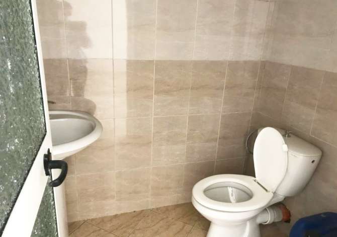 SHITET AMBIENT BIZNESI TE SELVIA, TIRANE.