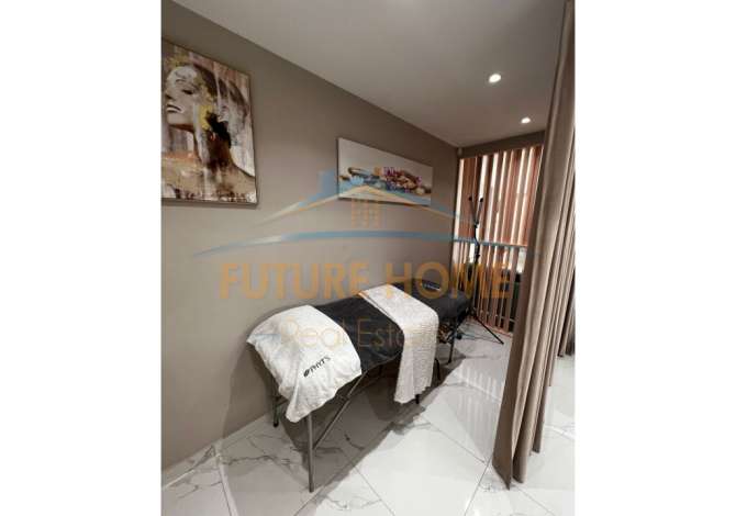 AMBIENT PER QERA SHESHI WILLSON!