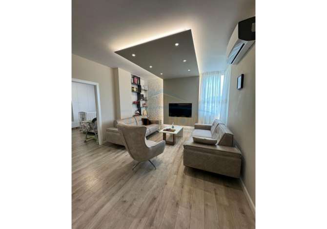 Shtepi me qera 2+1 ne Tirane - 700 Euro