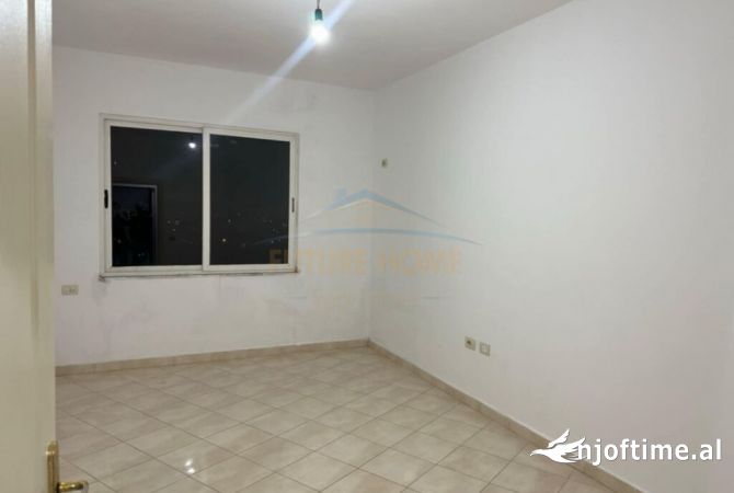 Shtepi ne shitje 1+1 ne Tirane - 74,000 Euro