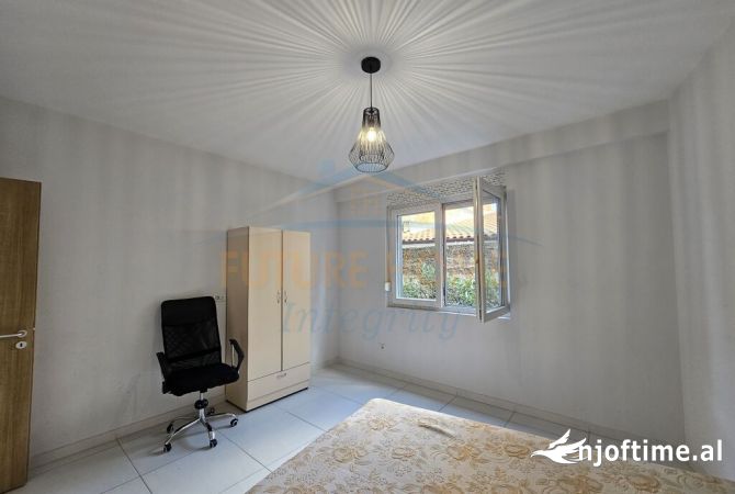 Shtepi me qera 1+1 ne Tirane - 450 Euro