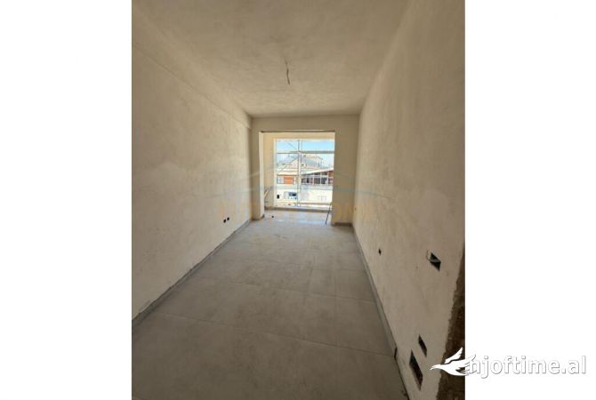 Shtepi ne shitje 1+1 ne Tirane - 125,000 Euro