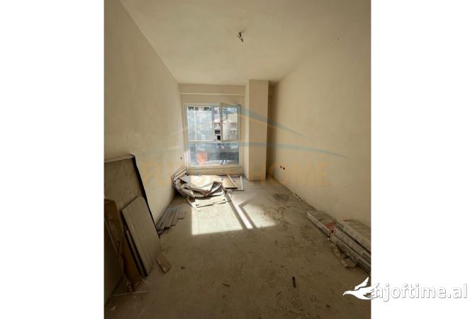 Shtepi ne shitje 2+1 ne Tirane - 158,000 Euro