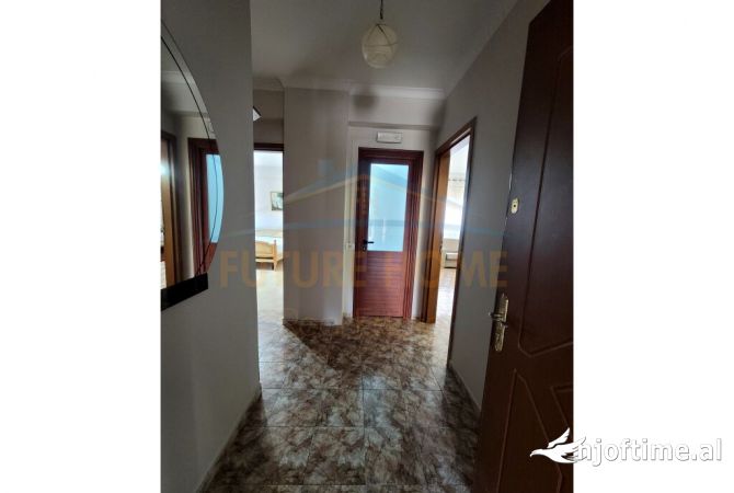 Shtepi me qera 2+1 ne Tirane - 550 Euro