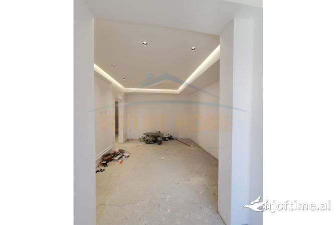 Shtepi me qera 3+1 ne Tirane - 1,300 Euro