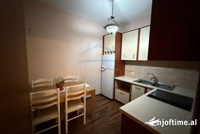 Shtepi me qera 1+1 ne Tirane - 400 Euro