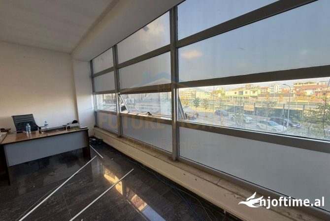 Ambient biznesi me qera 1+1 ne Tirane - 500 Euro