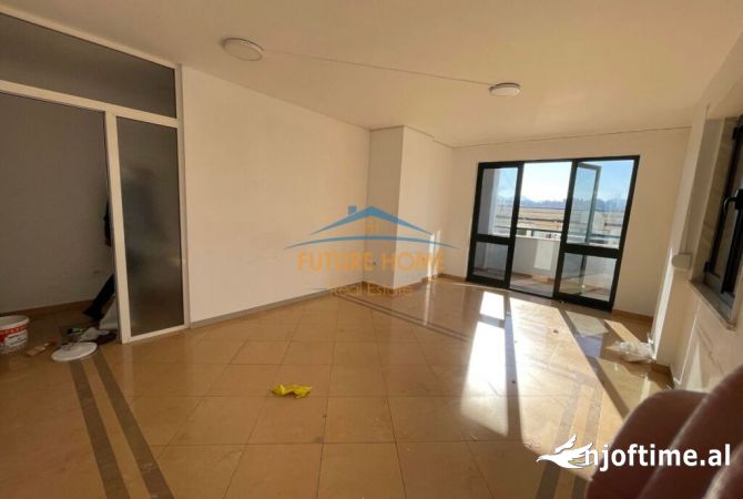 Ambient biznesi me qera 3+1 ne Tirane - 1,700 Euro