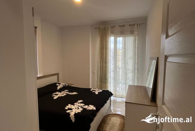 Shtepi me qera 1+1 ne Tirane - 460 Euro