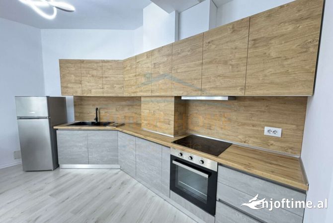Shtepi me qera 2+1 ne Tirane - 550 Euro