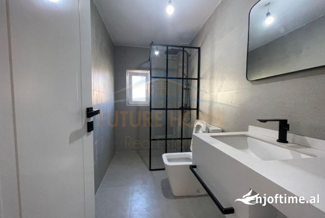 Shtepi me qera 2+1 ne Tirane - 700 Euro