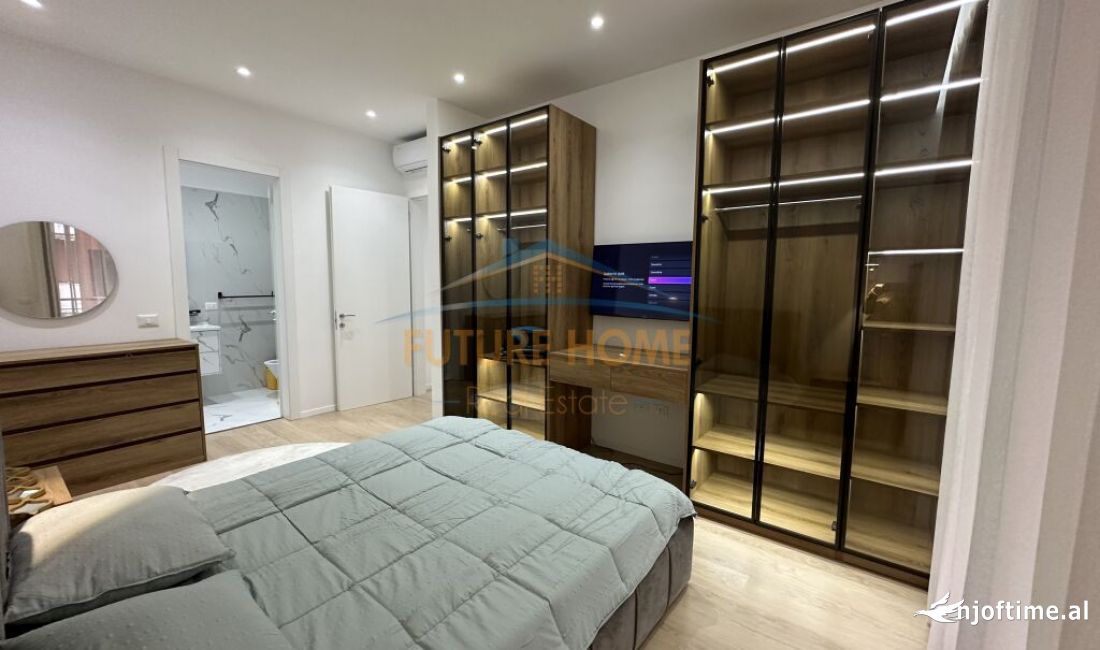 Shtepi me qera Apartament ne Tirane, 2+1, Mobilimi E mobiluar, Pagesa 1,400  Euro.