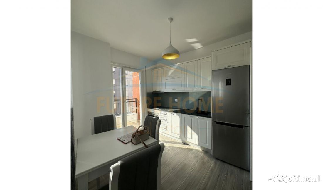 Shtepi me qera Apartament ne Tirane, 2+1, Mobilimi E mobiluar, Pagesa 500  Euro.