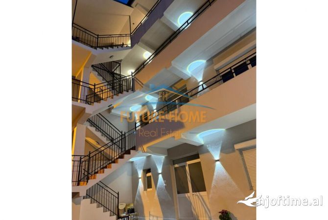 Shtepi me qera 7+1 ne Tirane - 5,000 Euro