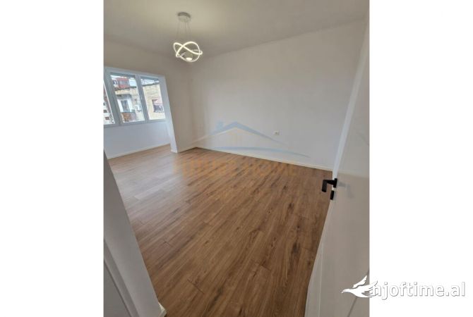 Shtepi ne shitje 2+1 ne Tirane - 132,000 Euro